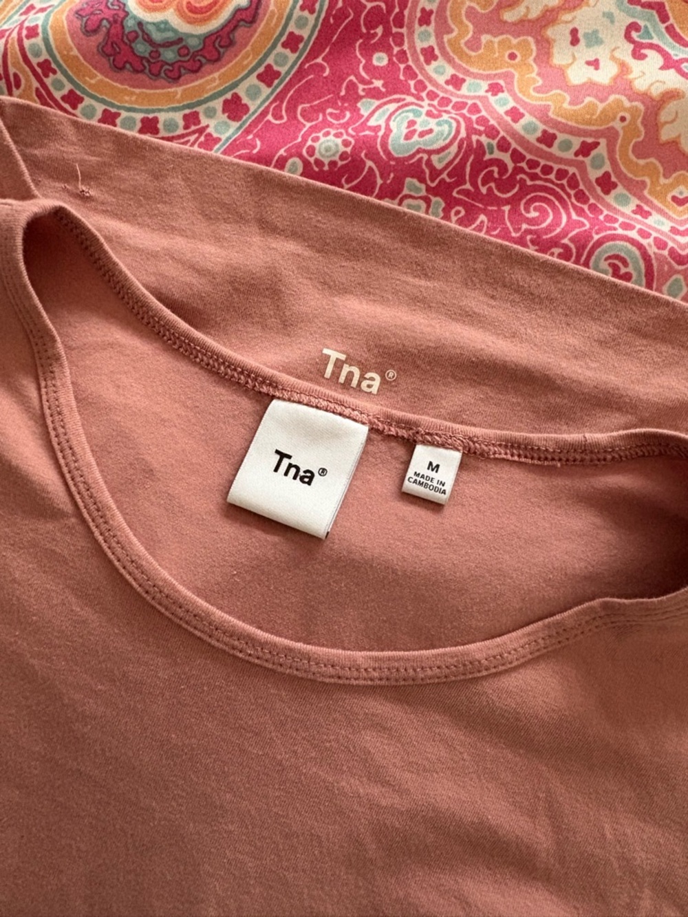 TNA Women's Pink Long-Sleeve Crop Top & High-Waist Pants Set - Picture 4 of 4